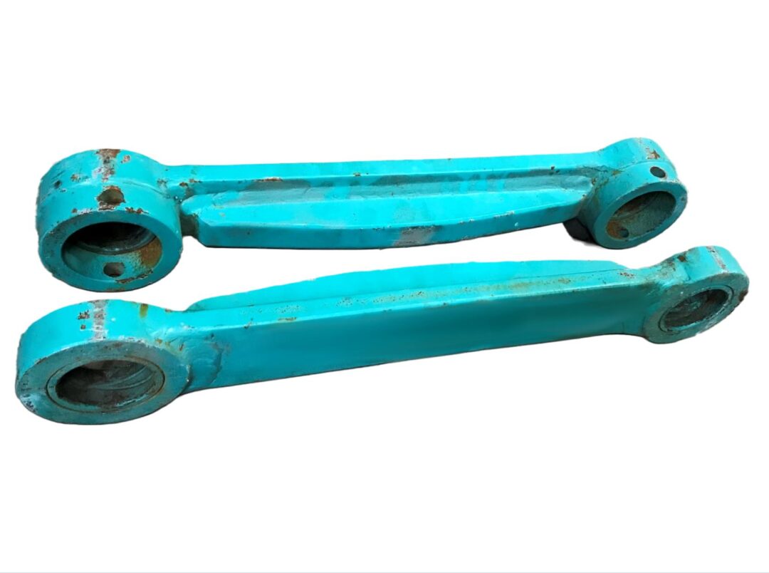 Kobelco SK135SR Tipping Link